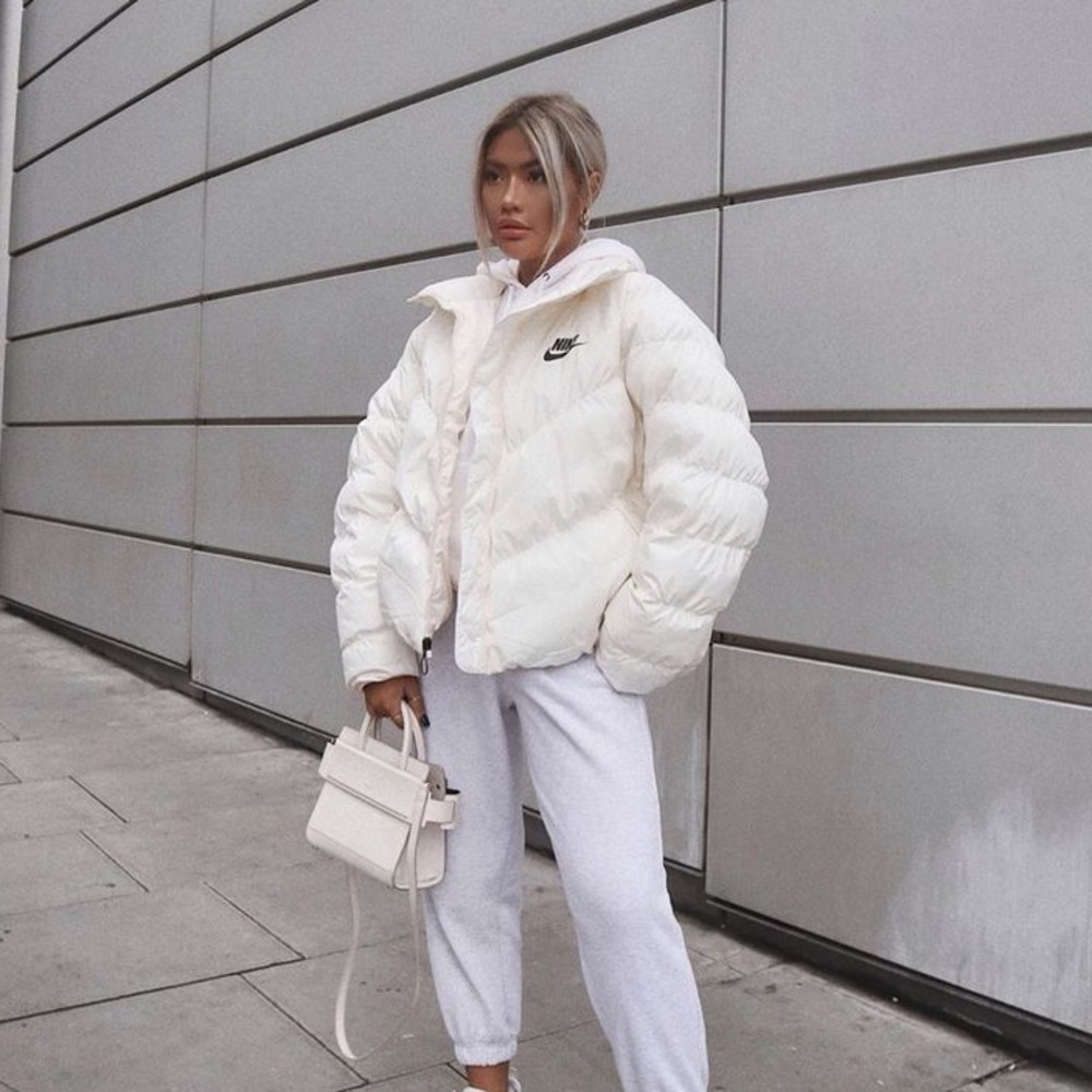 NIKE Cream High Neck Fill Puffer Jacket